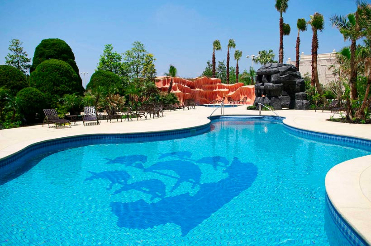 ディズニーランドホテルのプールは子供も楽しめる？