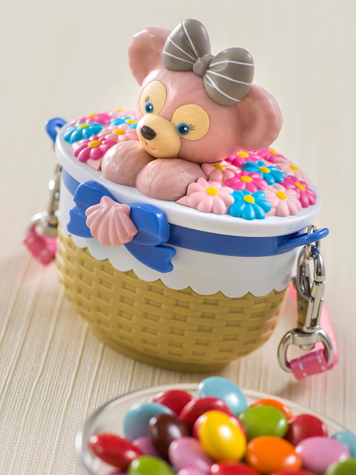 カラフルチョコレート、ミニスナックケース付き| キャステル | CASTEL