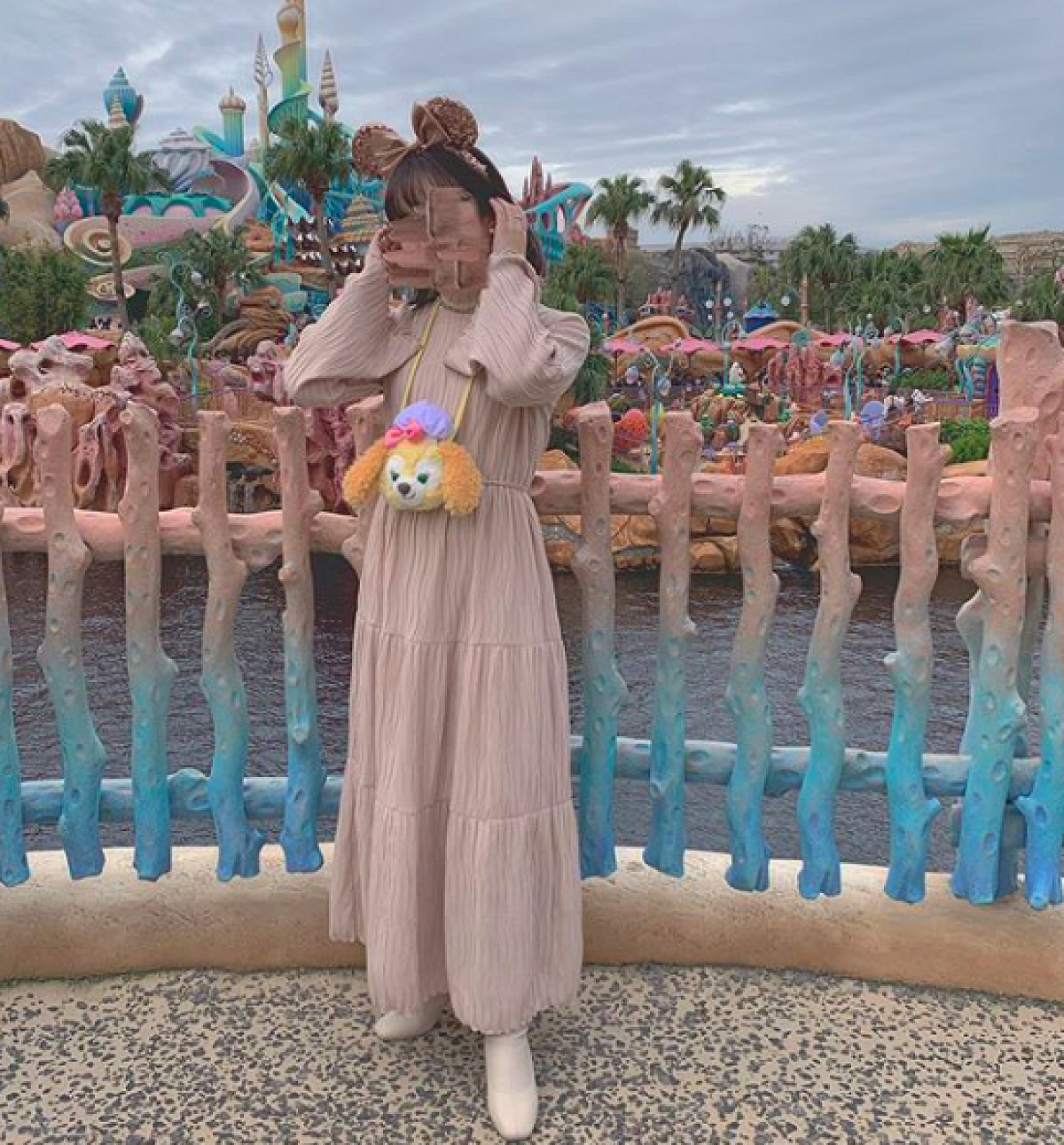 クッキー・アンのパスケースを合わせたコーディネート| キャステル