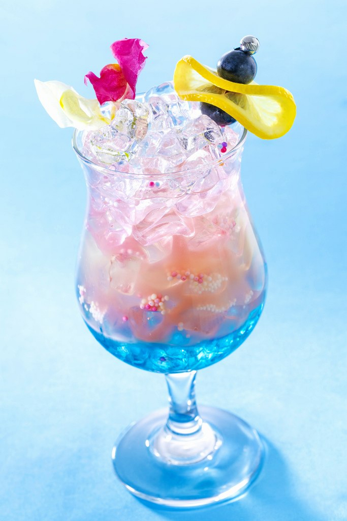 「ダッフィー＆フレンズ20周年：カラフルハピネス」スペシャルドリンク