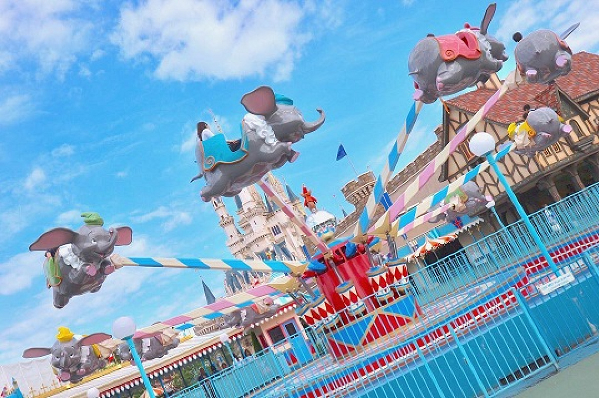 空飛ぶダンボがとってもキュート| キャステル | CASTEL ディズニー情報
