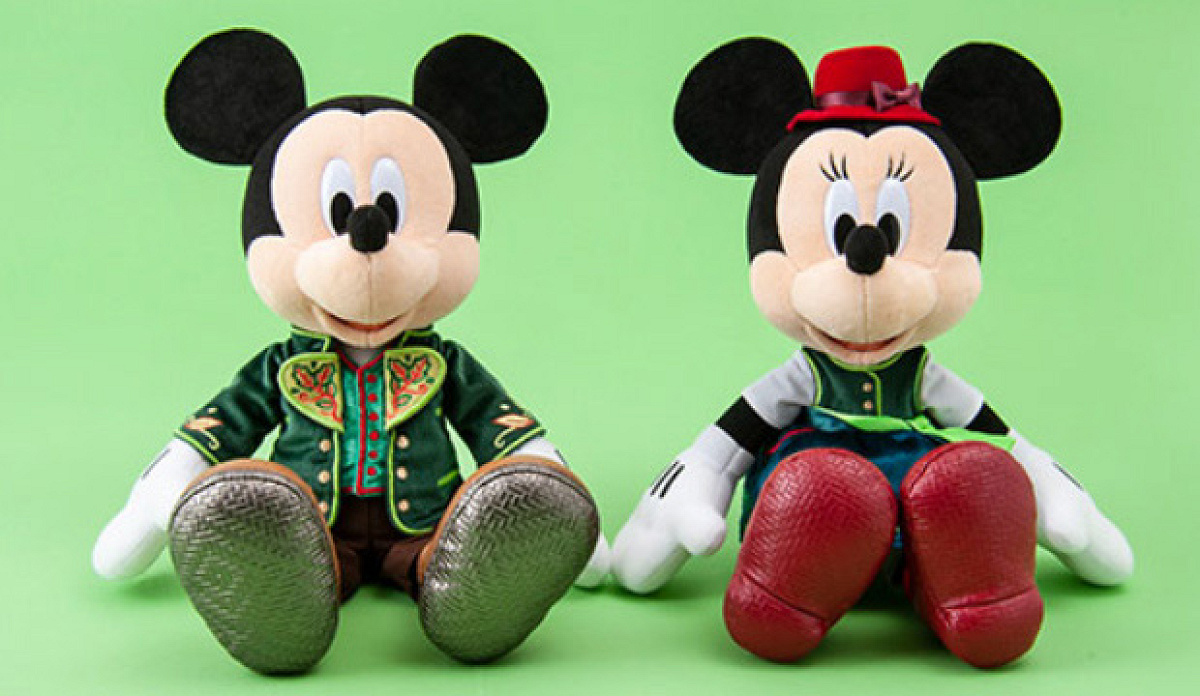 フォレストシアター：ミッキーとミニーのぬいぐるみが登場