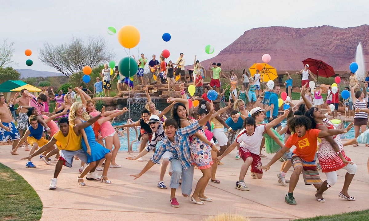 ハイスクール・ミュージカル| キャステル | CASTEL ディズニー情報