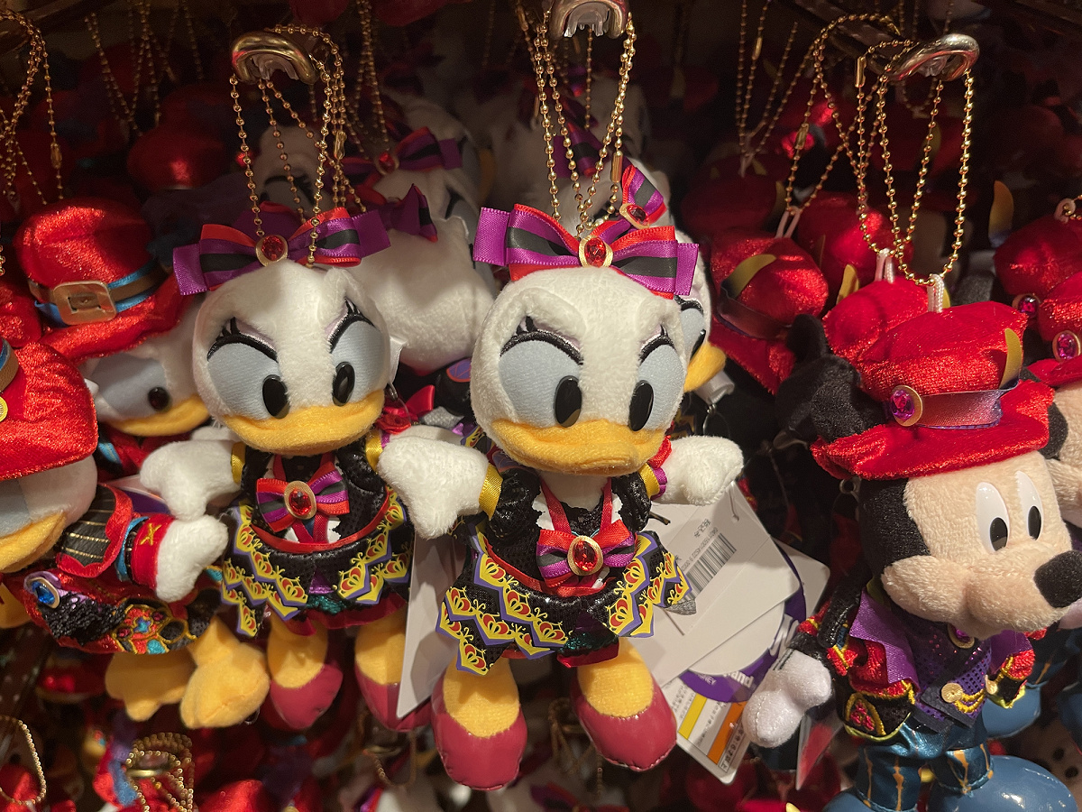 ディズニー もたれかかっ ハロウィン2016 ☆ ぬいぐるみバッジ