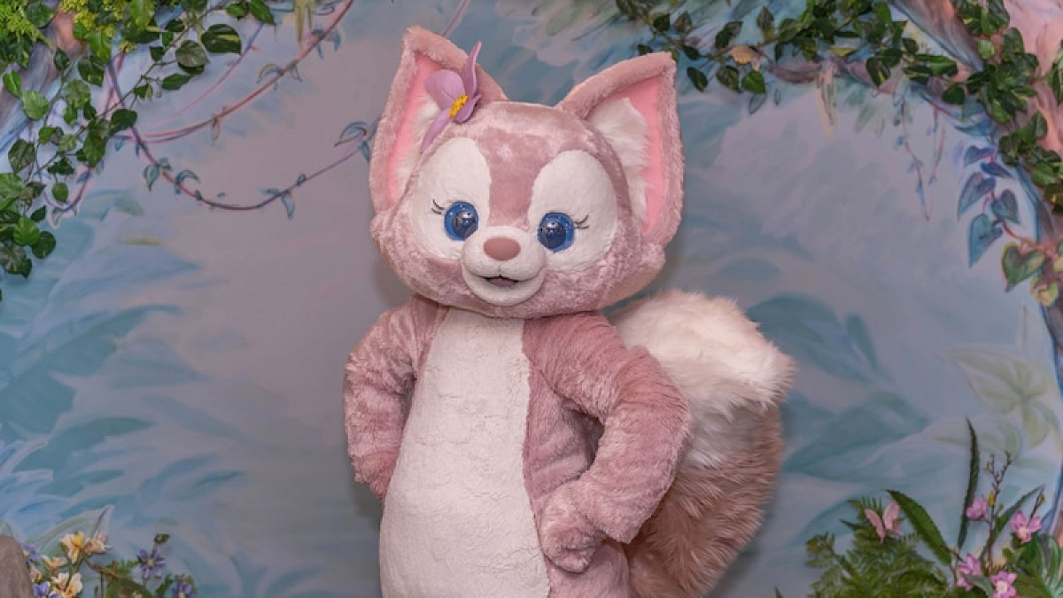 リーナベルぬいぐるみ(花飾り付きピンクドレス付き) リーナベルぬいぐるみ(花飾り付きピンクドレス付き)｜東京ディズニー