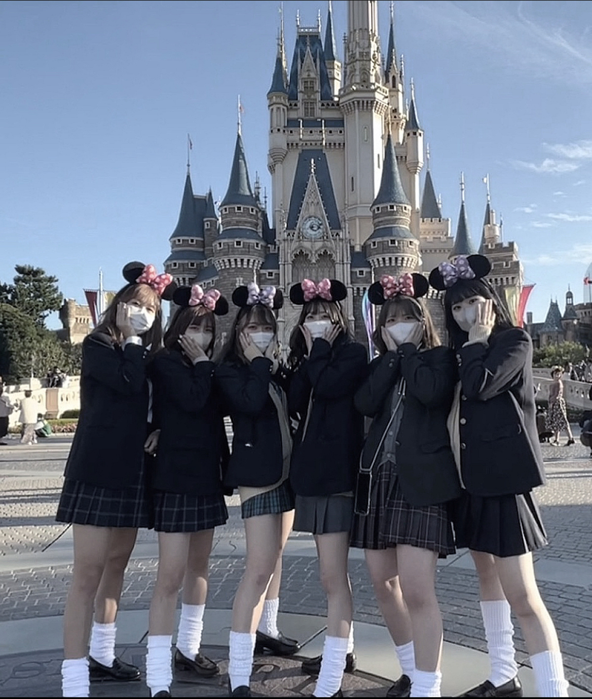 王道ブレザー制服 ミニーカチューシャ| キャステル | CASTEL