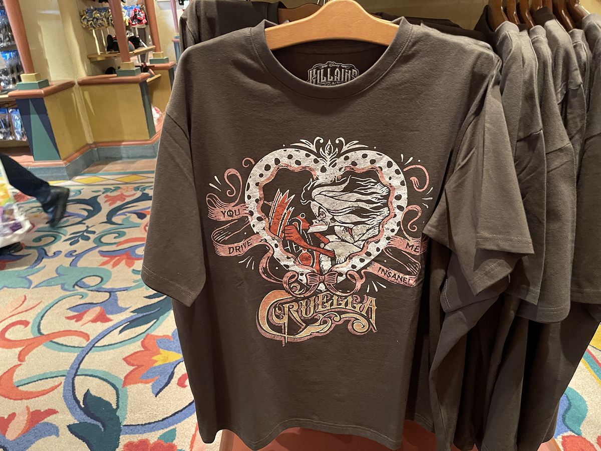 Disney クルエラ Tシャツ ディズニー 海外限定 DisneyVillains】TEE（クルエラ）