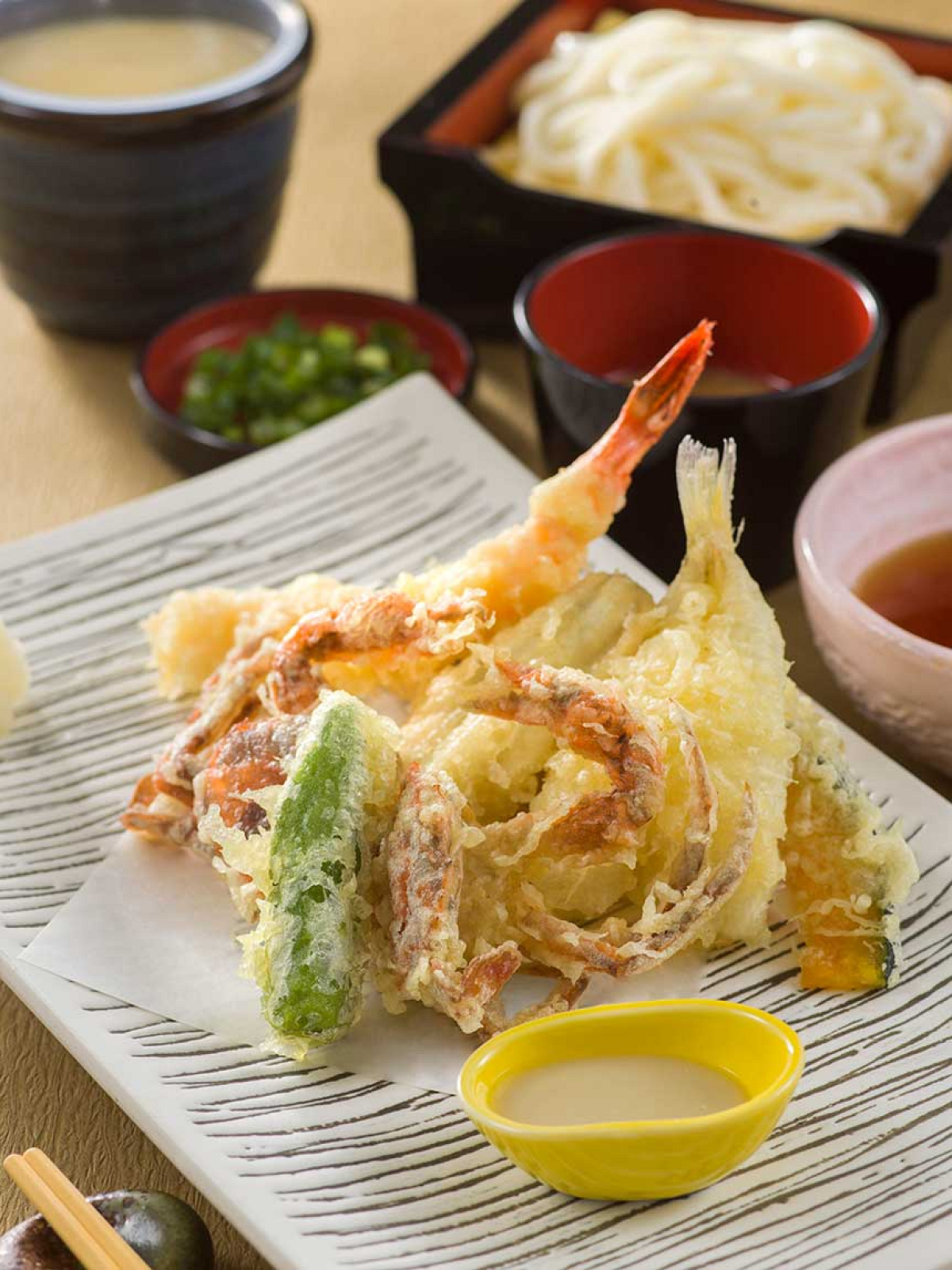天麩羅と冷やしうどん膳