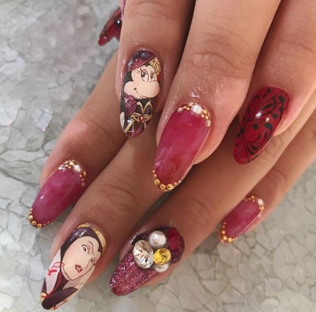 ヴィランズ風ネイル