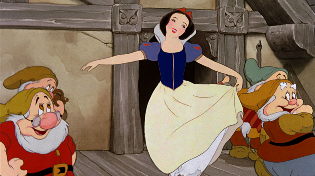 ドーピー（おとぼけ）を頭に乗せて、白雪姫と踊った小人は誰？