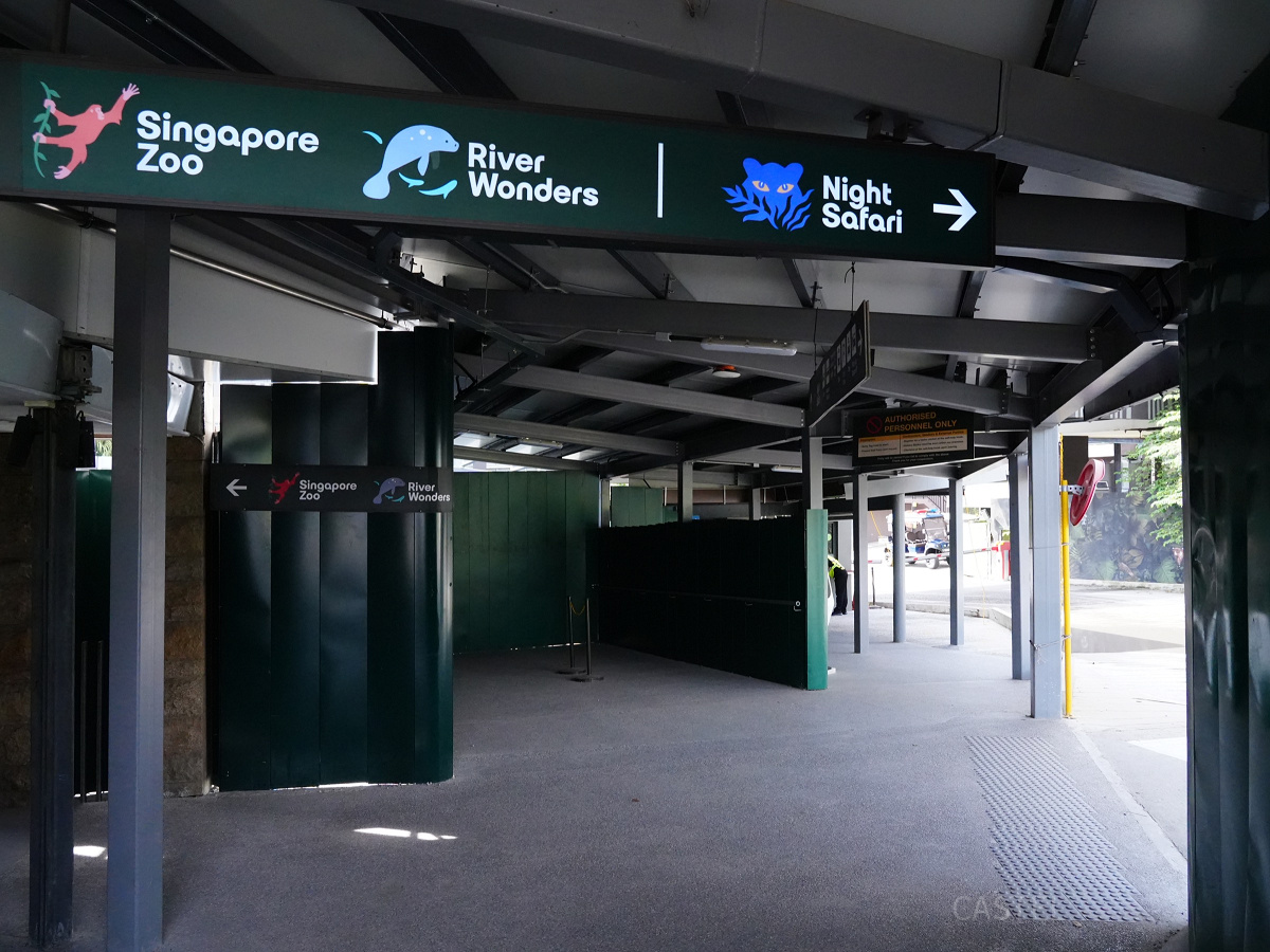 シンガポール動物園へのアクセス：看板に沿って3種類の動物園施設へアクセス可能