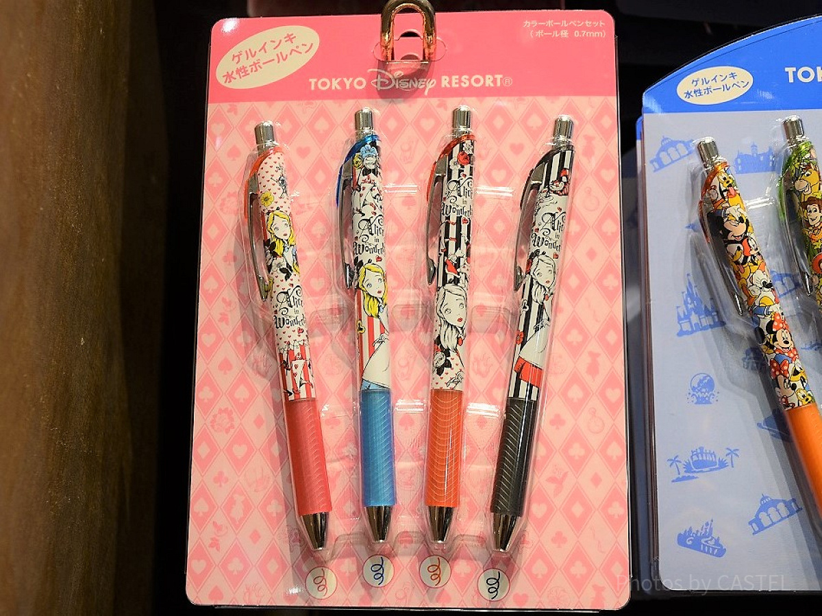 ディズニーストア 不思議の国のアリス ボールペン SARASA 4+1