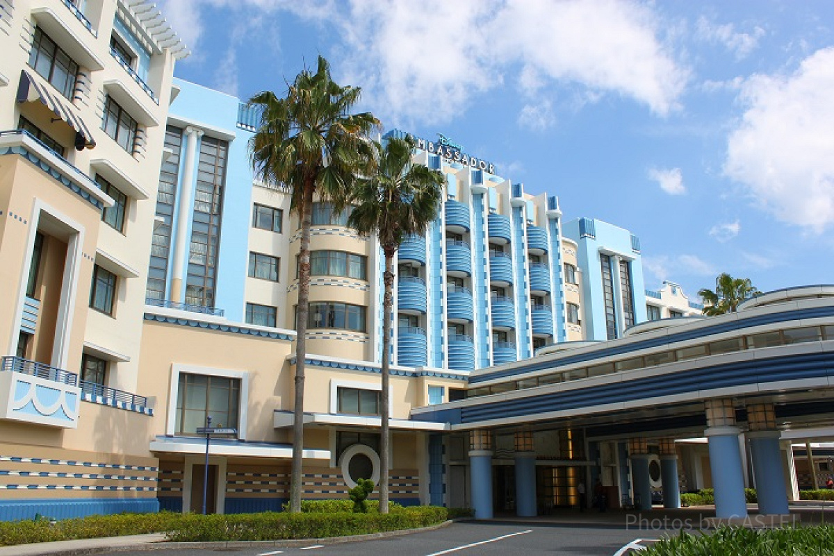 アンバサダーホテルの外観