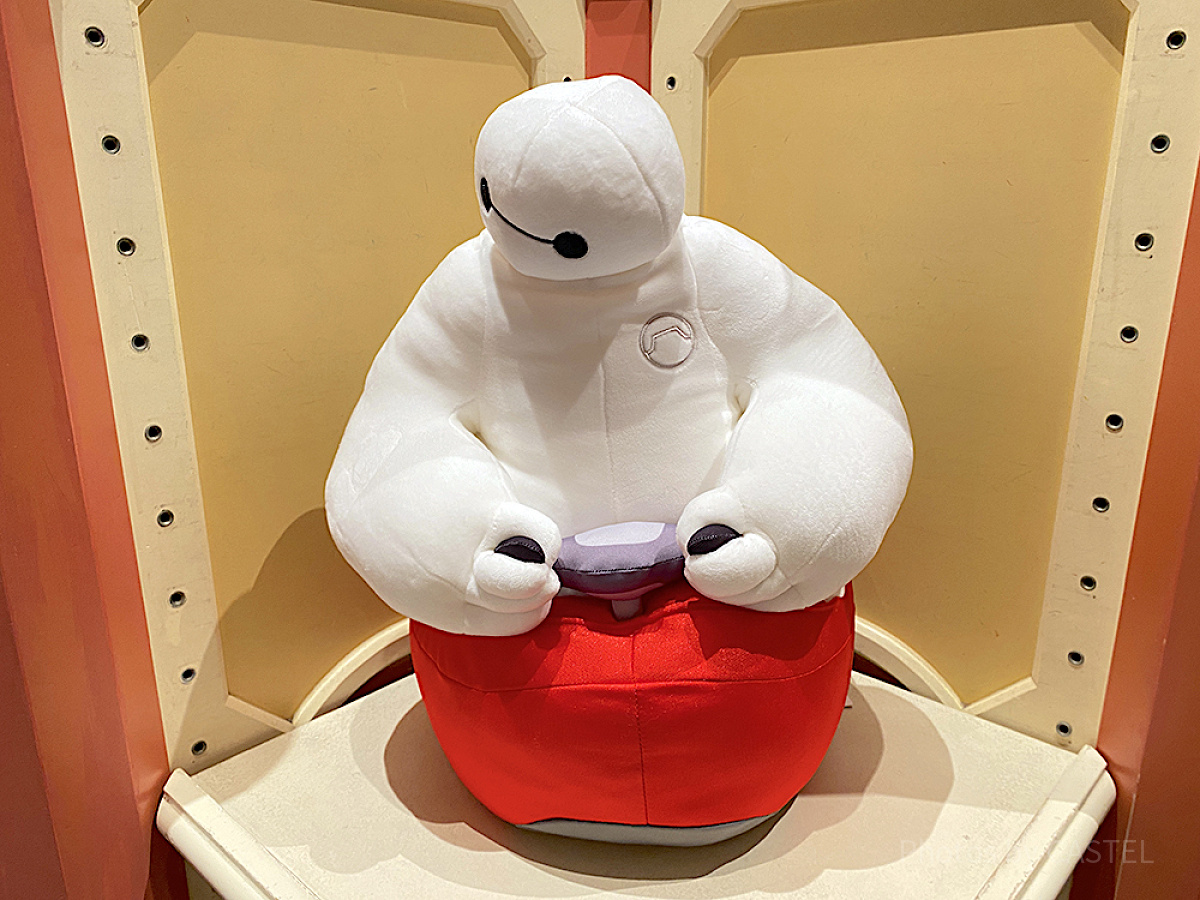 ベイマックスのぬいぐるみマフ| キャステル | CASTEL ディズニー情報