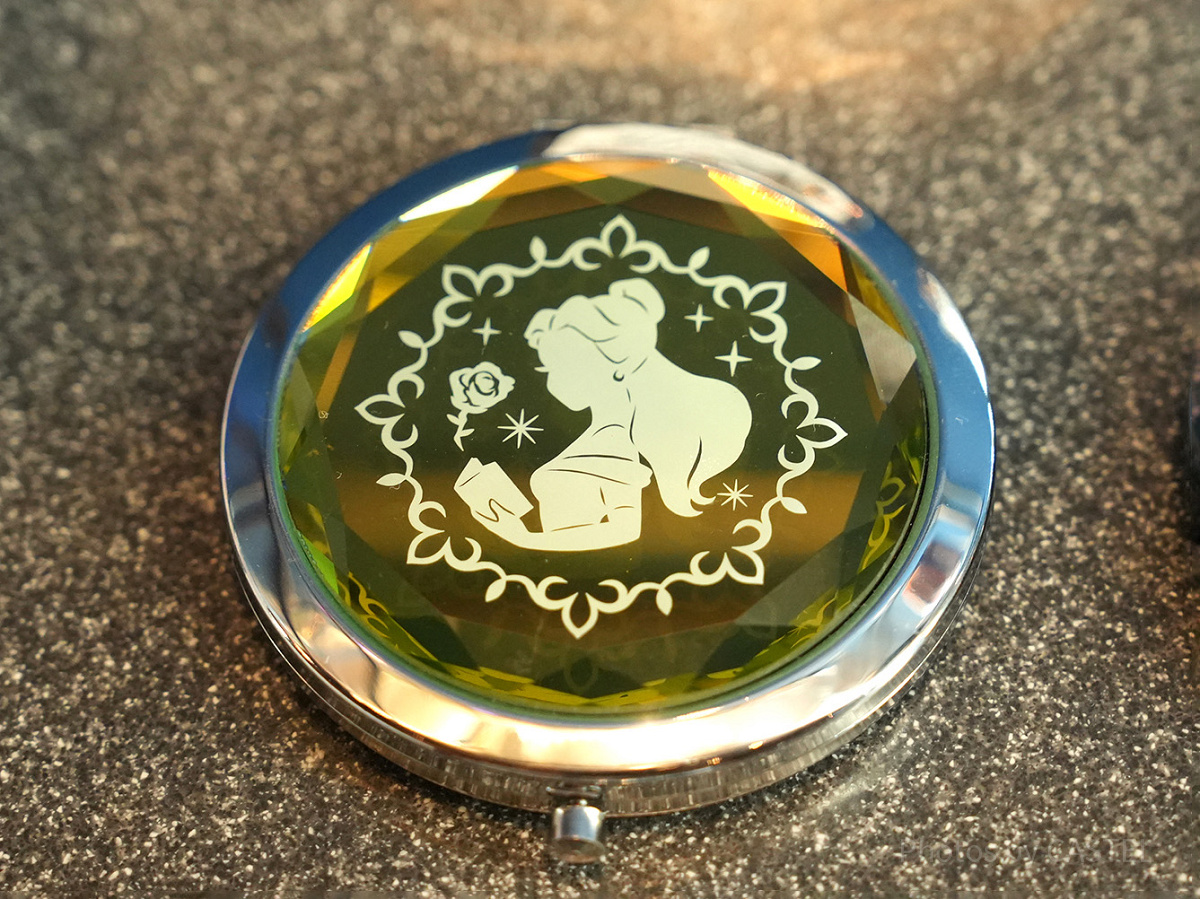 ベルのコンパクトミラー| キャステル | CASTEL ディズニー情報