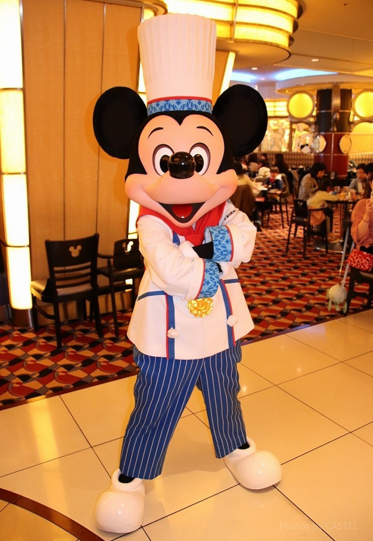 シェフ・ミッキーのキャラクターの出演時間| キャステル | CASTEL