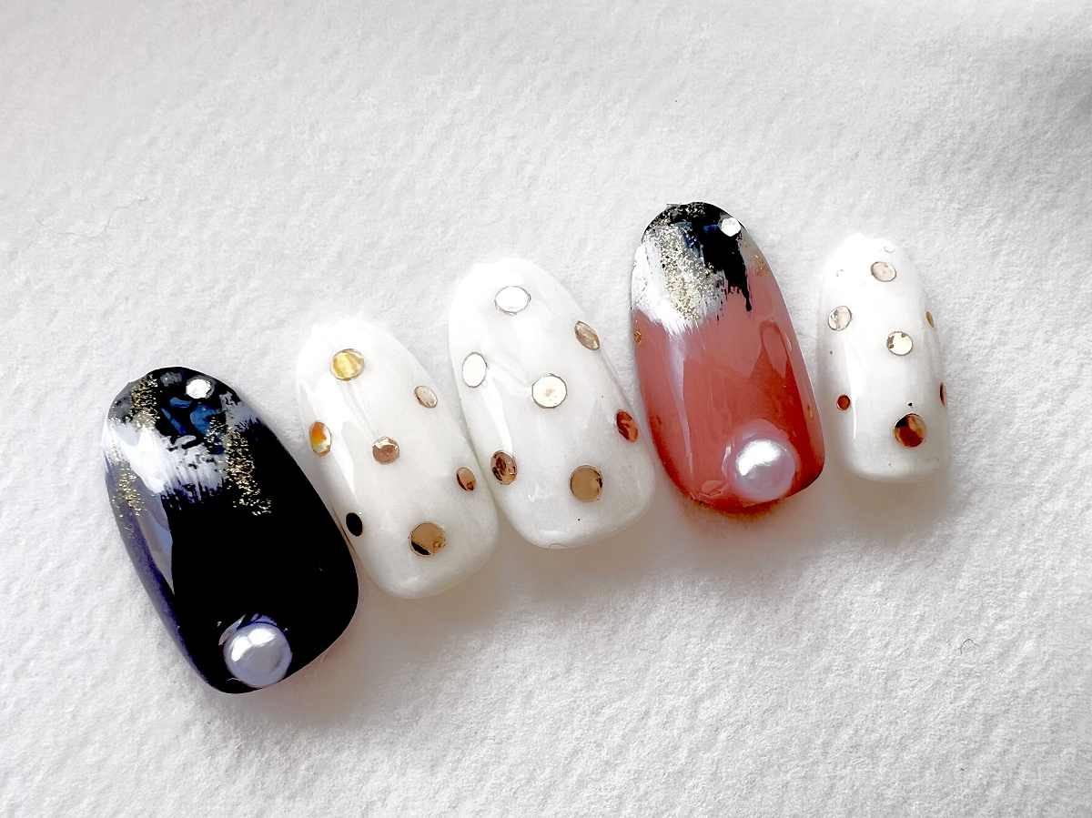 チップとデールモチーフネイル| キャステル | CASTEL ディズニー情報