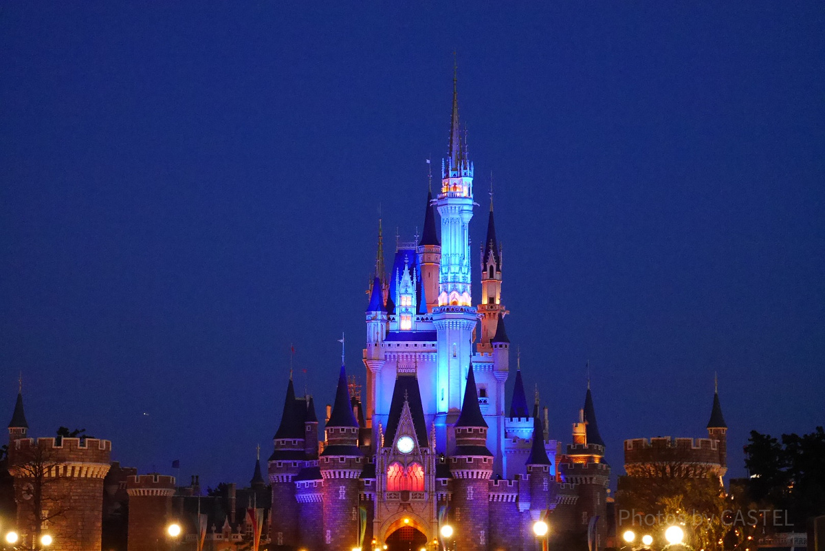 夜のシンデレラ城| キャステル | CASTEL ディズニー情報