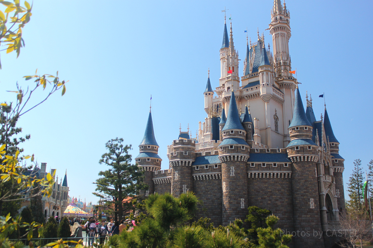 東京ディズニーリゾートのシンデレラ城| キャステル | CASTEL