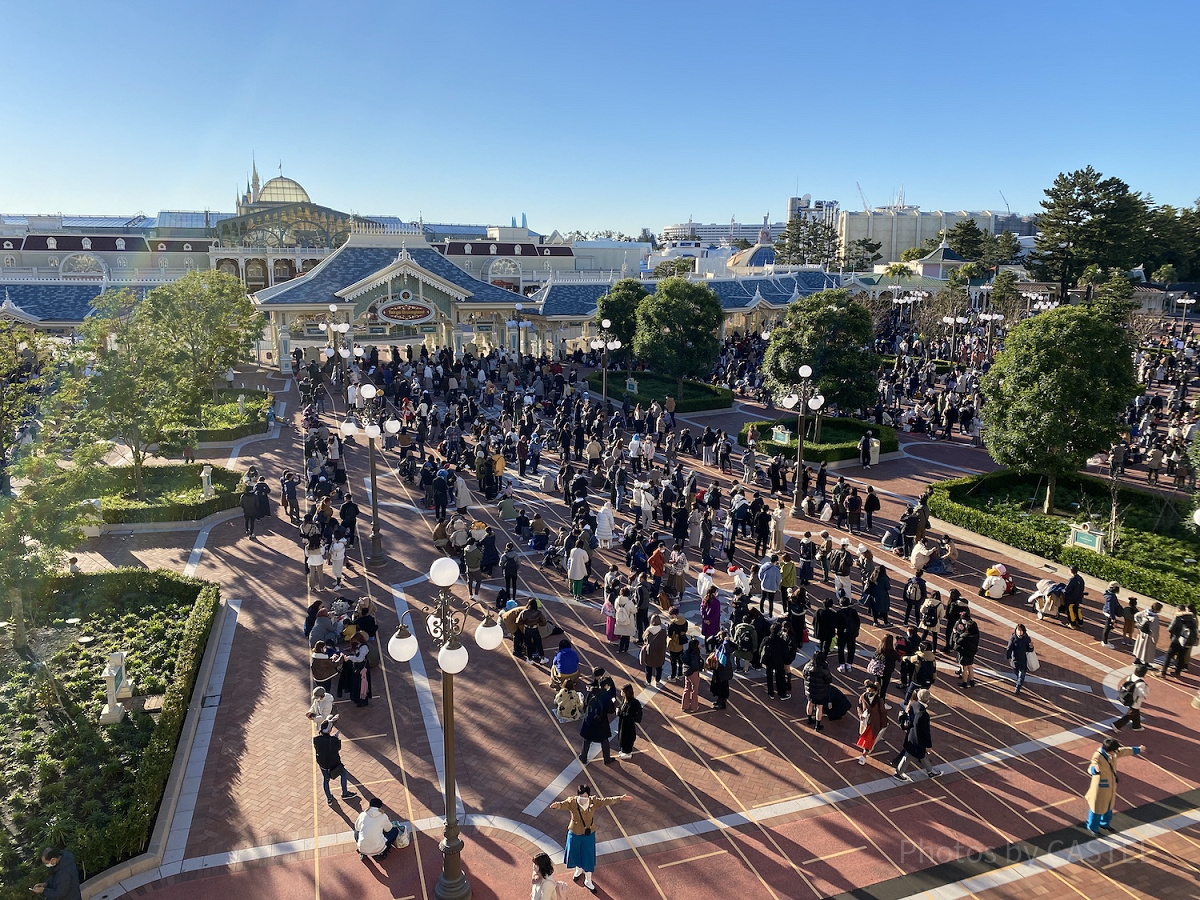 ディズニーランドの混雑状況