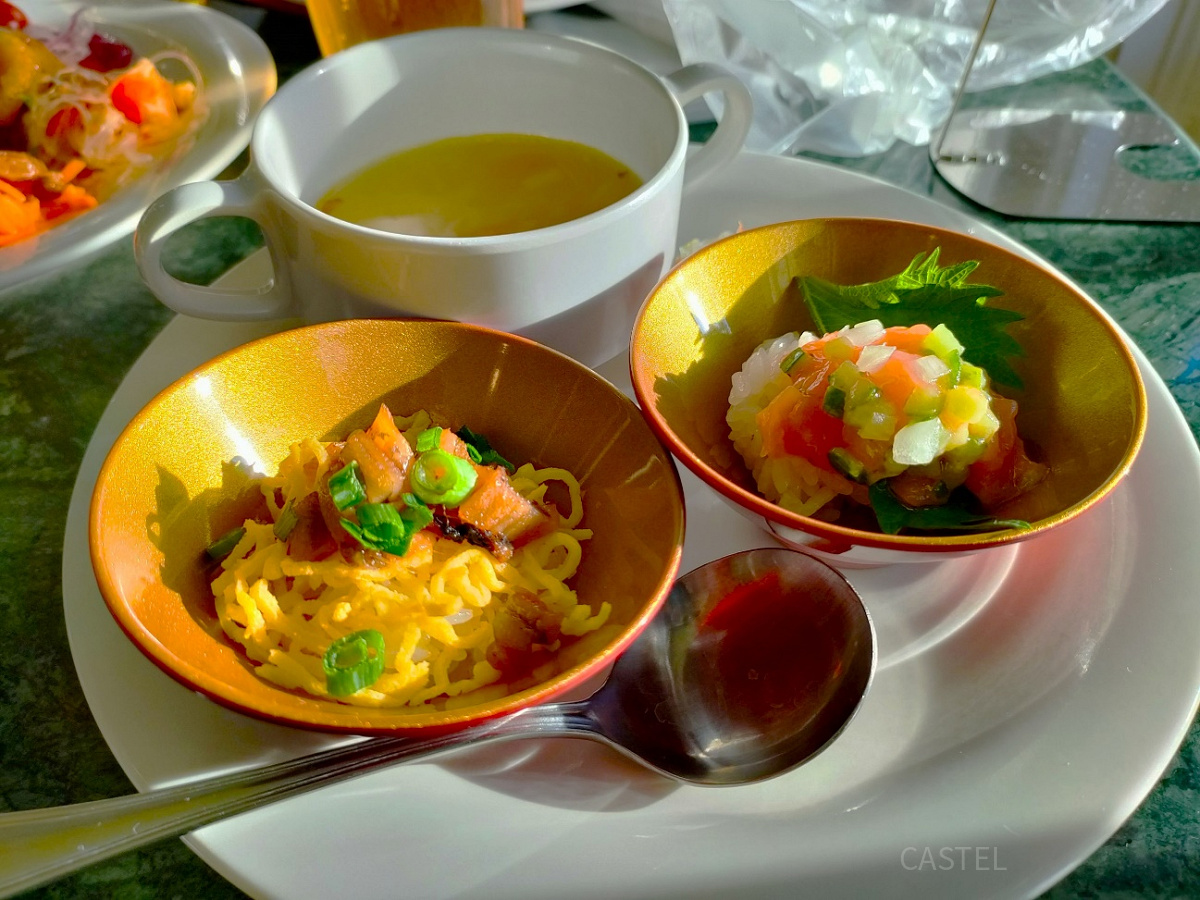 クリスタルパレス・レストラン：ライスボウルとスープ