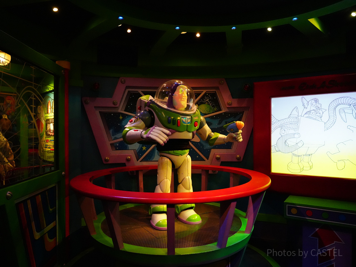 バズライトイヤーのアストロブラスターとは| キャステル | CASTEL