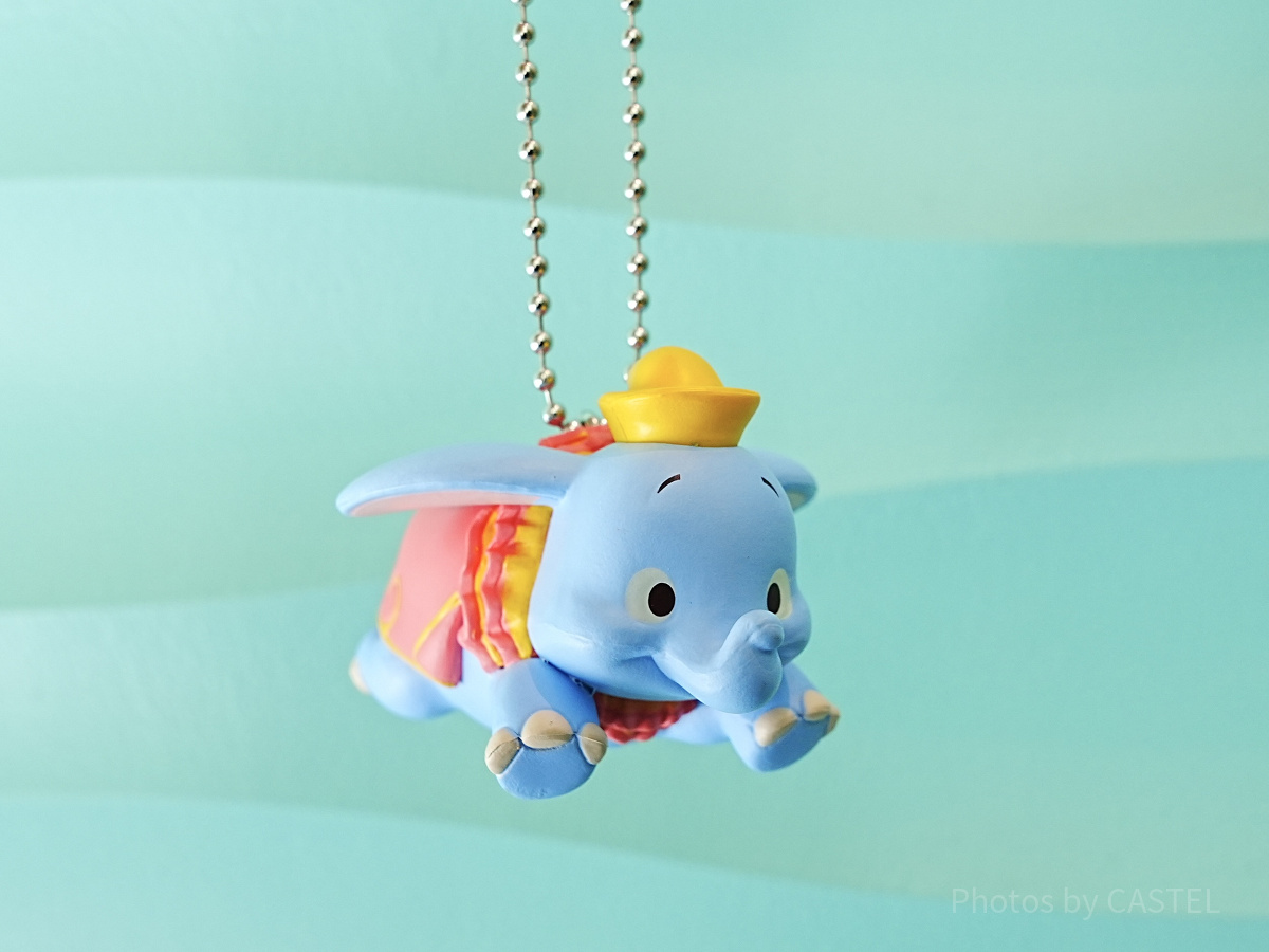 空飛ぶダンボのキーチェーン（ディズニーガチャガチャ）| キャステル