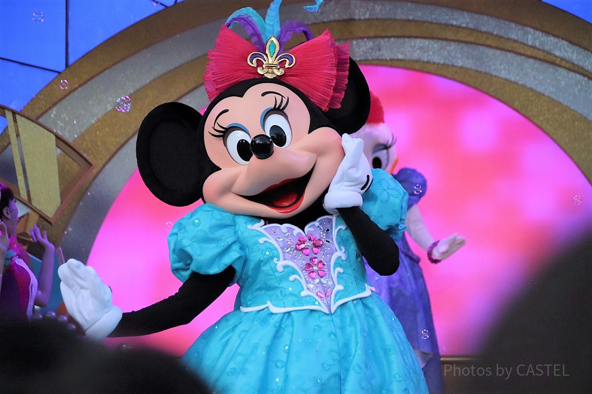 ③ガールズ登場| キャステル | CASTEL ディズニー情報