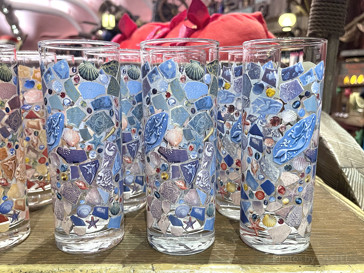 タイル柄のグラス（水色）