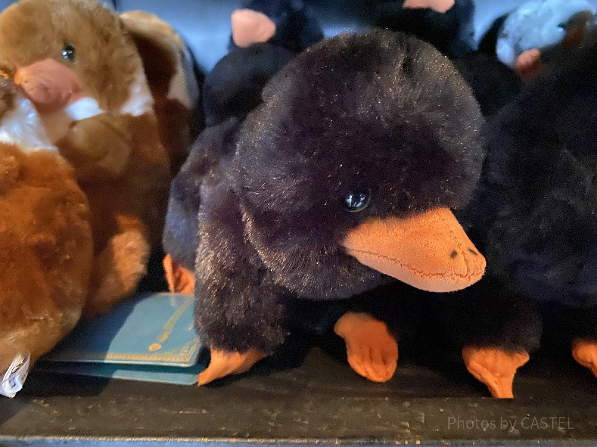 手乗りベビーニフラーぬいぐるみ| キャステル | CASTEL ディズニー情報