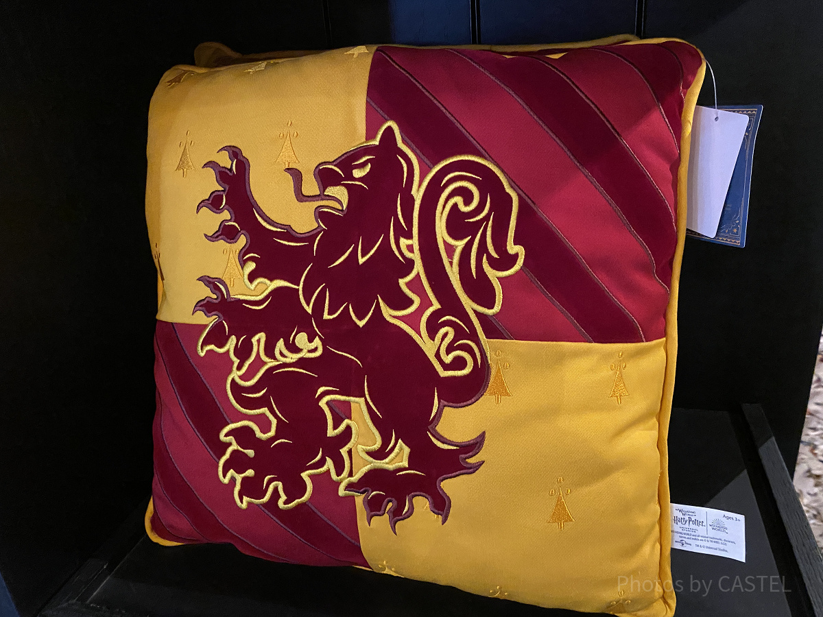 ハリーポッターグッズ/ホグワーツ4寮クッション| キャステル | CASTEL