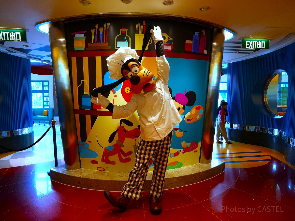 香港ディズニーのインクアンドプレート：グーフィー| キャステル