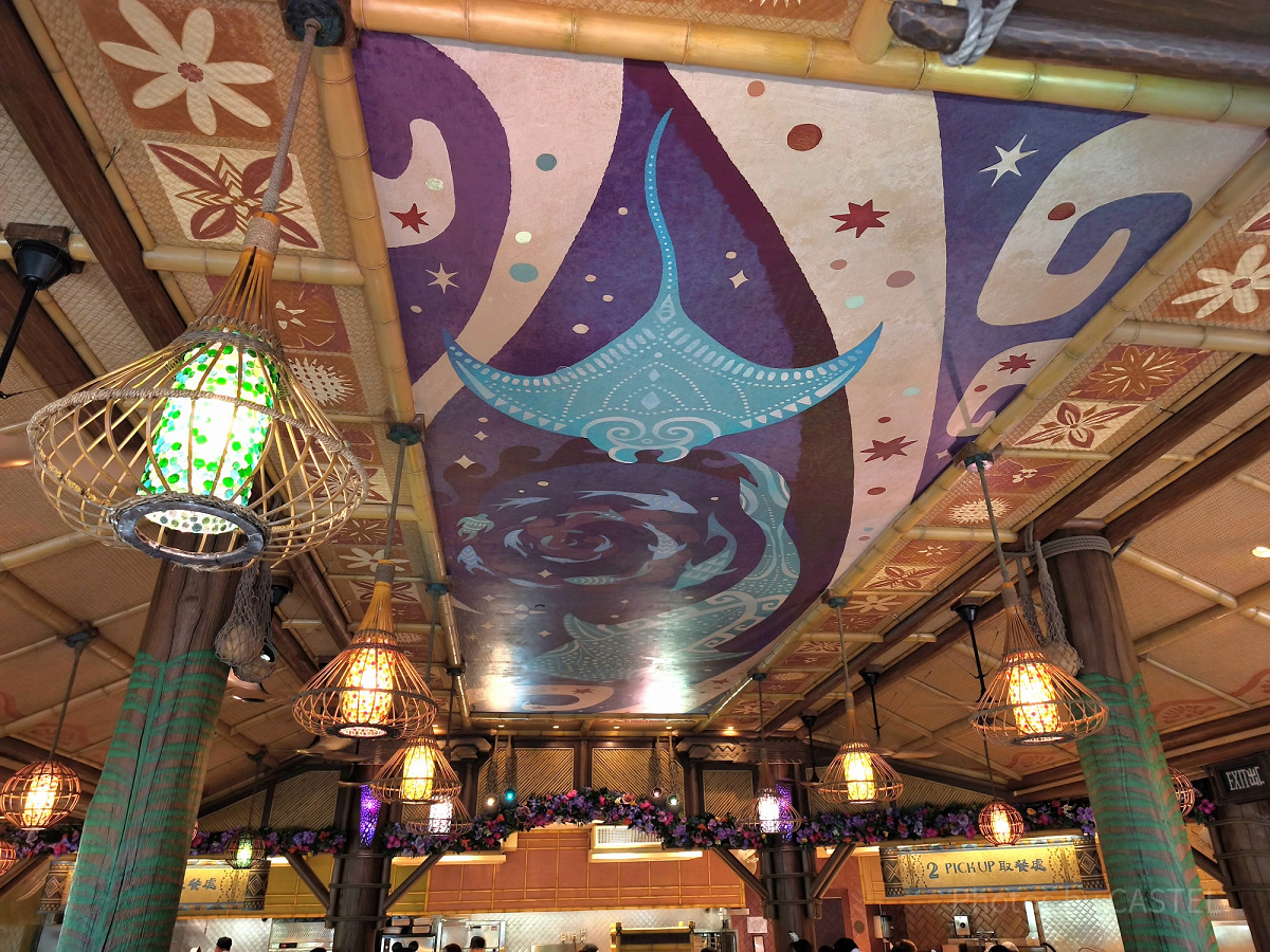 香港ディズニーランドのレストラン：ウェイ・ファインダーズ・テーブル