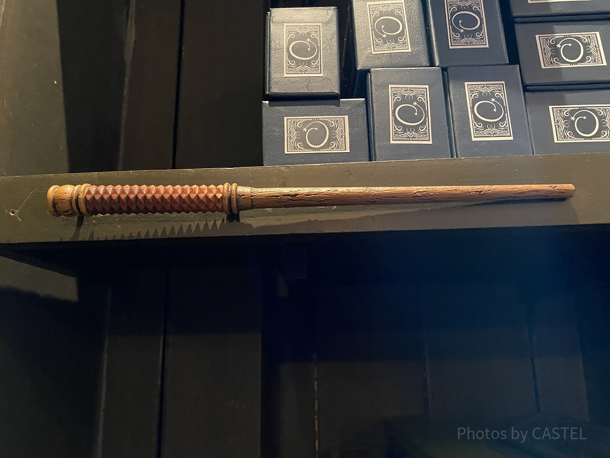 USJ カエデとユニコーンのたてがみの杖 カエデとユニコーンのたてがみの杖 USED超美品 ハリーポッター