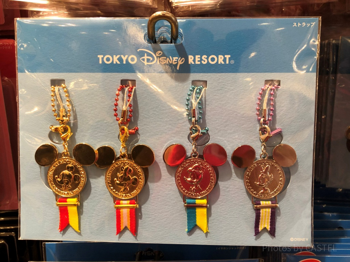 Disney - 【レア】ディズニーランドグッズ　まとめ売り　ミニー　メダル　ストラップ メダルストラップセット| キャステル | CASTEL ディズニー情報