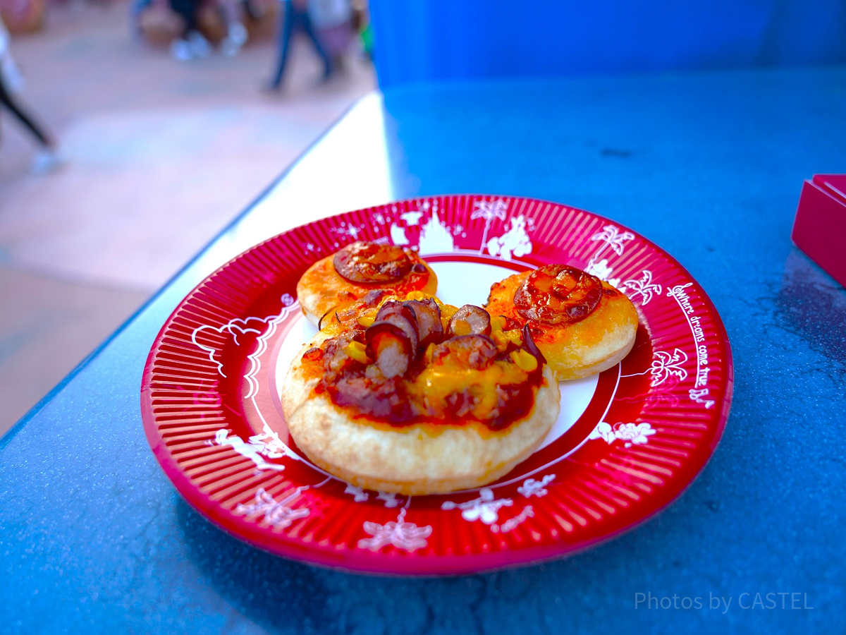 ミッキーピザ（チェダーチーズ＆ソーセージ）| キャステル | CASTEL