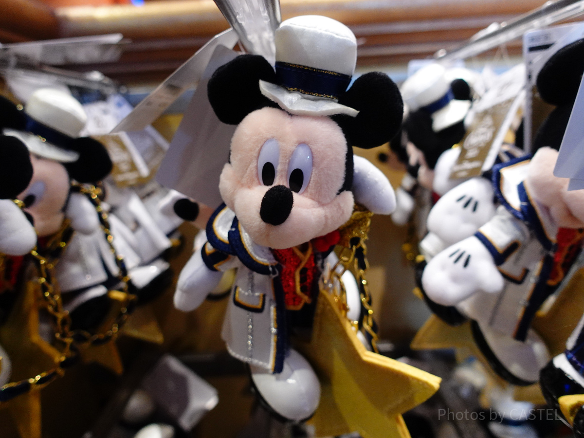 ミッキーぬいぐるみバッジ| キャステル | CASTEL ディズニー情報