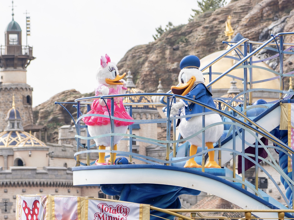 ミニー＆フレンズのハーバーグリーティング：トータリー・ミニーマウス