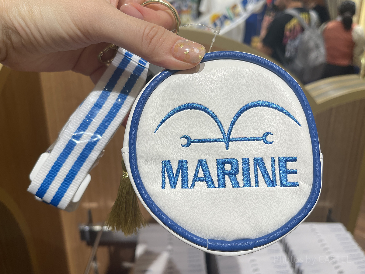 海軍ポーチ（USJワンピースグッズ）| キャステル | CASTEL ディズニー情報