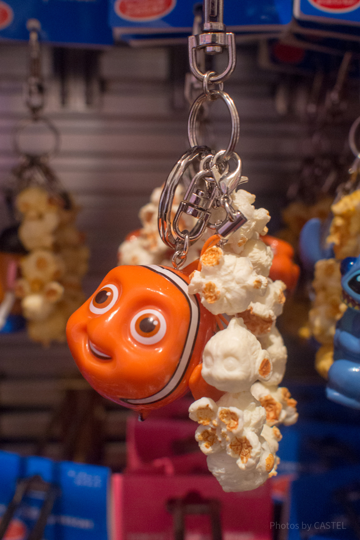 ニモポップコーンバケットキーホルダー