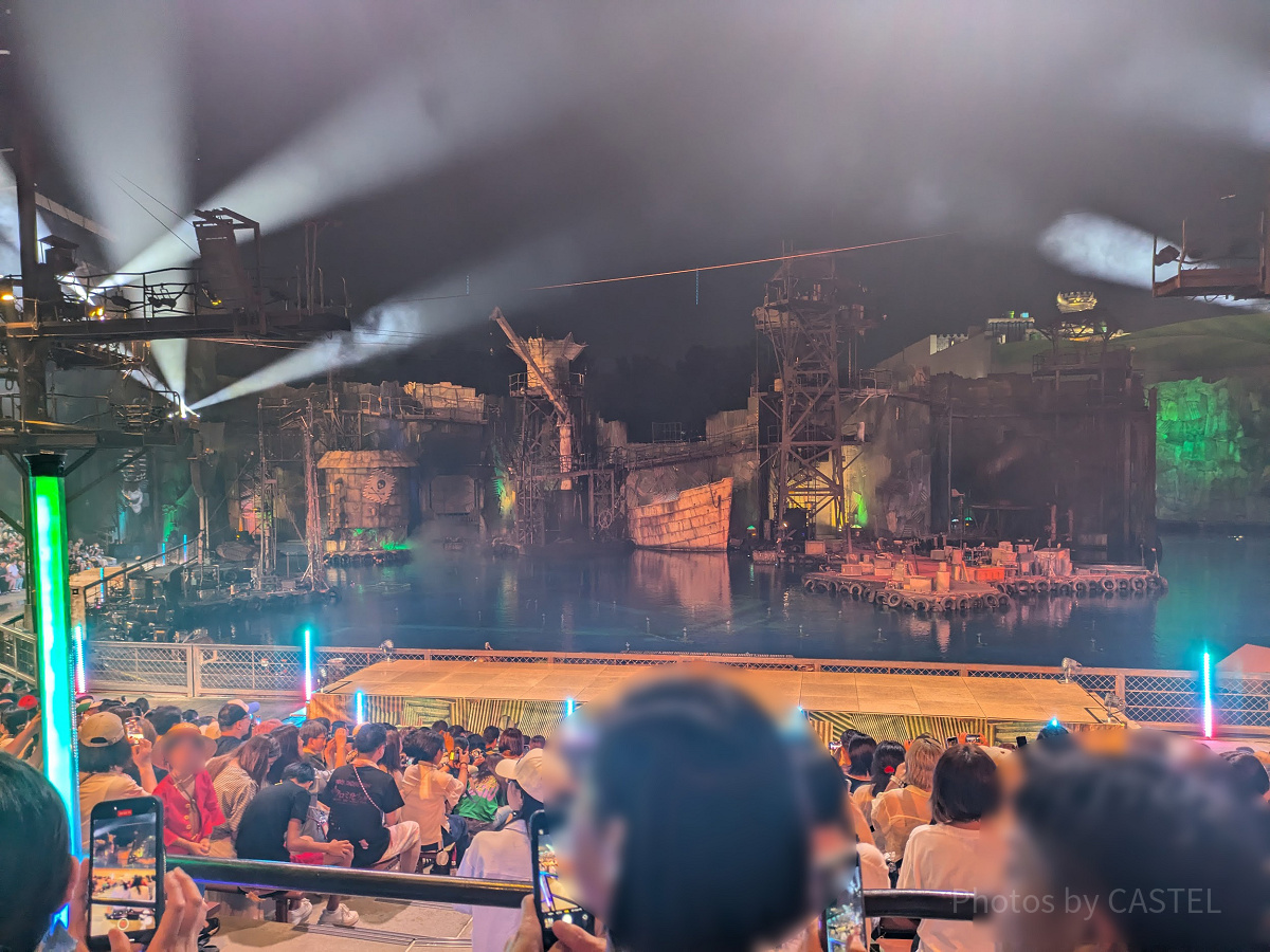 ワンピース・プレミアショーの会場はウォーターワールド