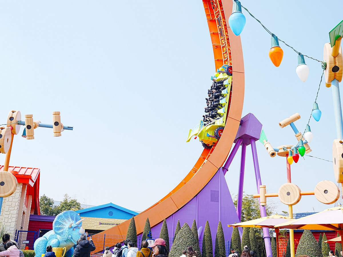 上海ディズニートイストーリーランド：レックスのレーサー| キャステル