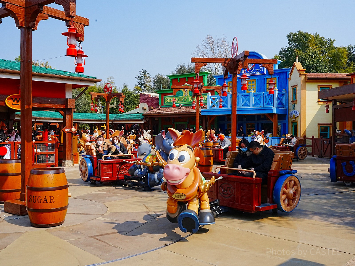 上海ディズニートイストーリーランド：ウッディのラウンドアップ