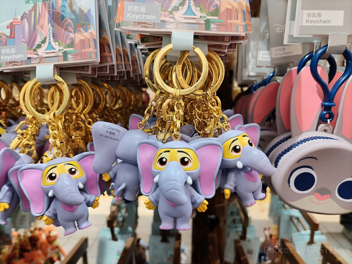 上海ディズニーズートピアグッズ：フィニックの偽装マスコットキー