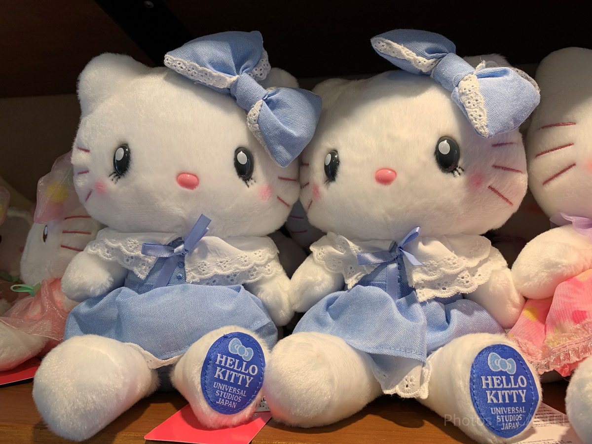 ぬいぐるみ（ハローキティ）