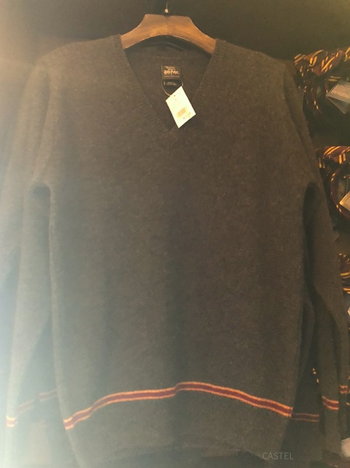 セーター（12,500円）