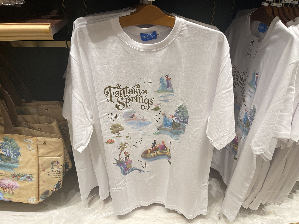 ファンタジースプリングスホテル　Tシャツ　キャスト限定　レア Tシャツ（ファンタジースプリングス世界観グッズ）| キャステル