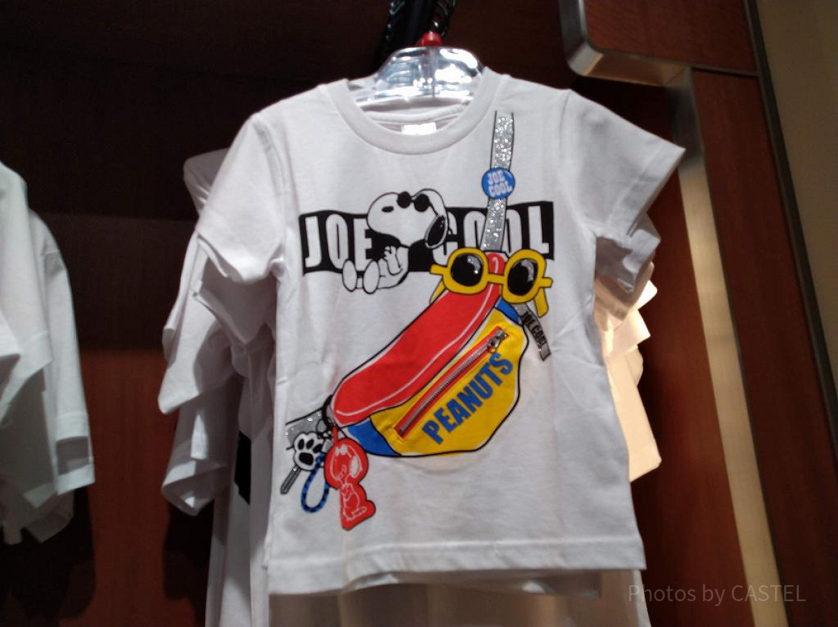 ポケット付きTシャツ