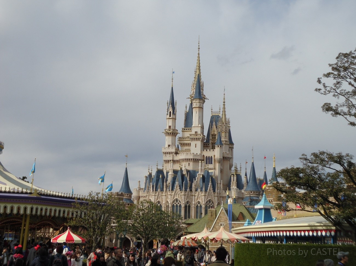 東京ディズニーランドのスポンサーメッセージ