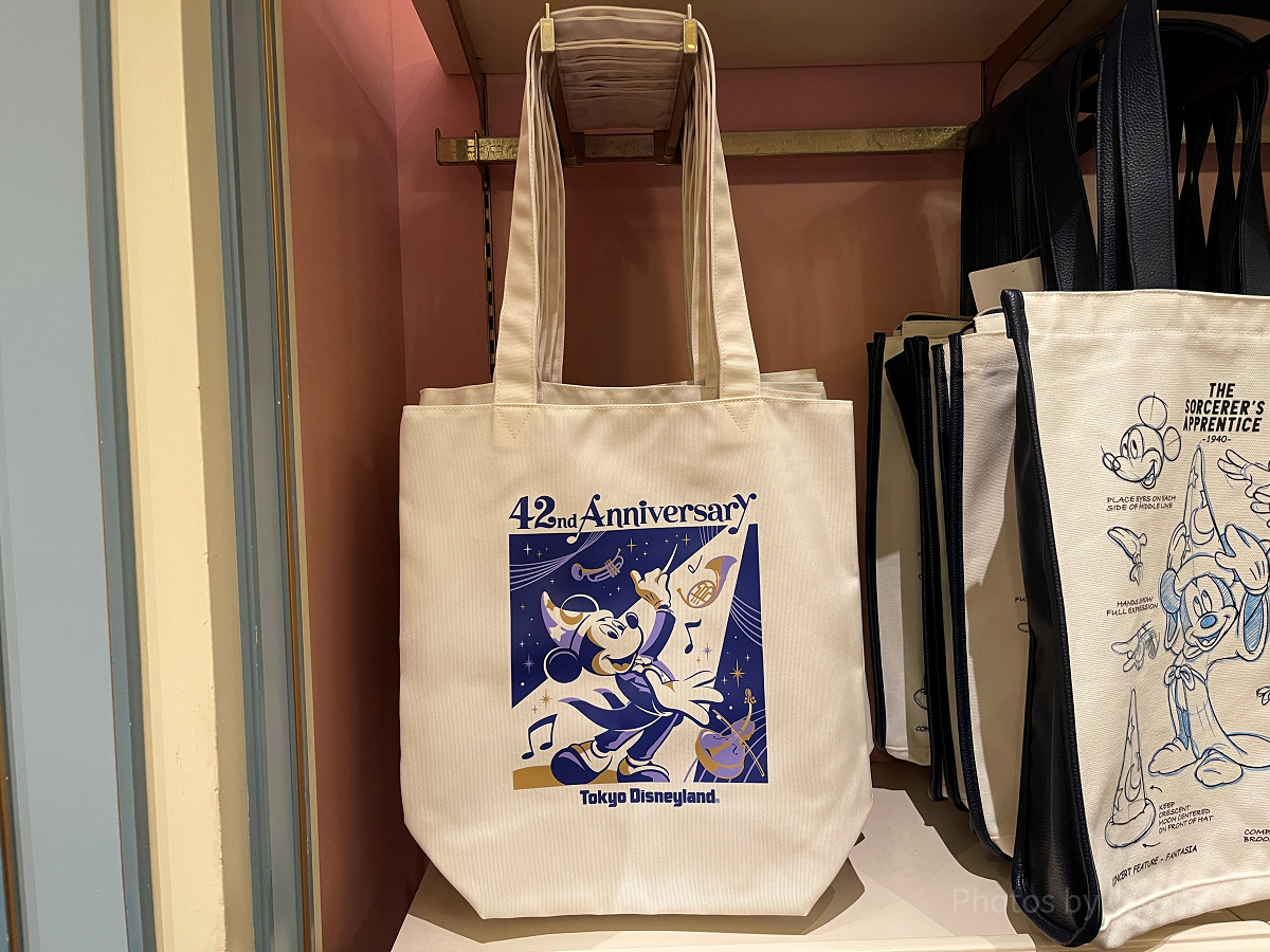 トートバッグ(ディズニーランド42周年グッズ)